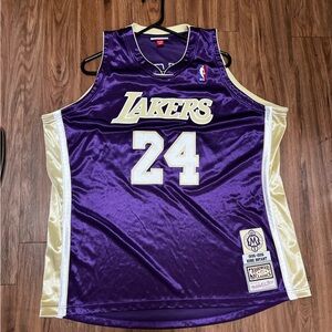 Mitchell & Ness Los Angeles Lakers Kobe Bryant HOF Jersey.